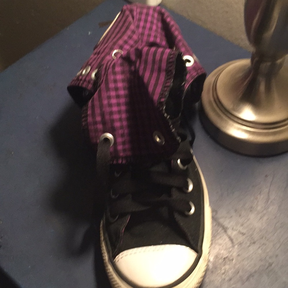 Some converse - Picture 3 of 3